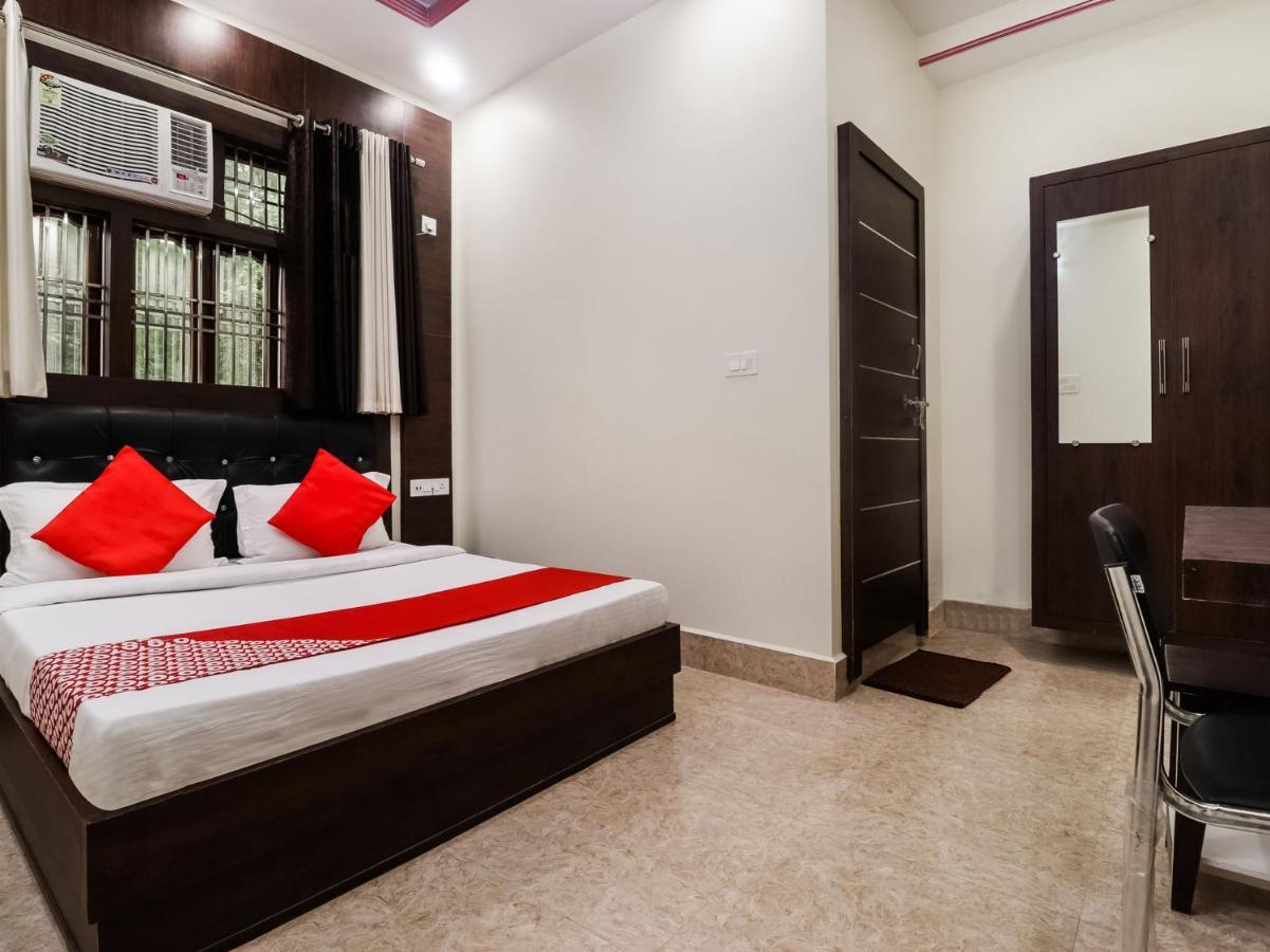 Oyo 72429 New Abhinandan Hotel Amroha Exterior photo